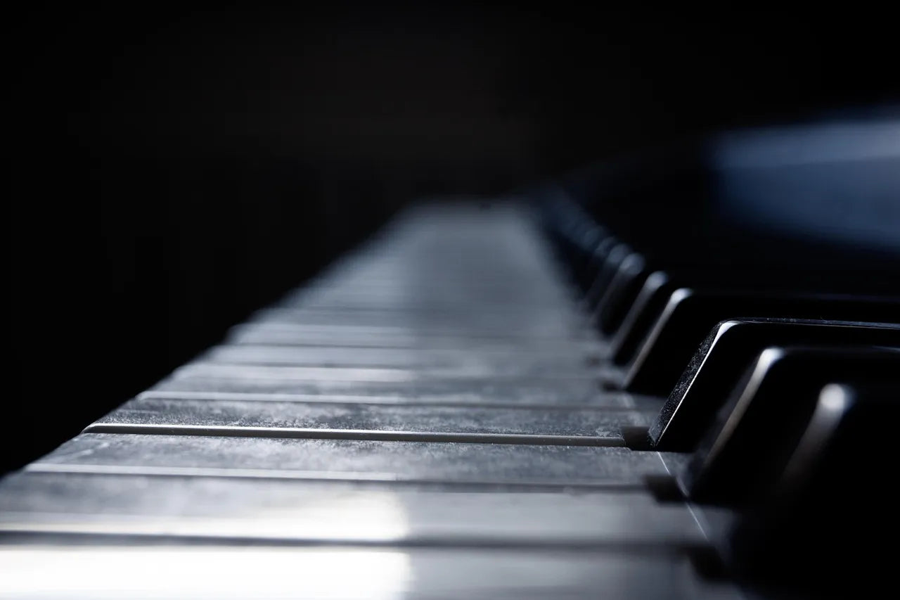 Digital Pianos: A Beginner’s Guide to Buying and Playing